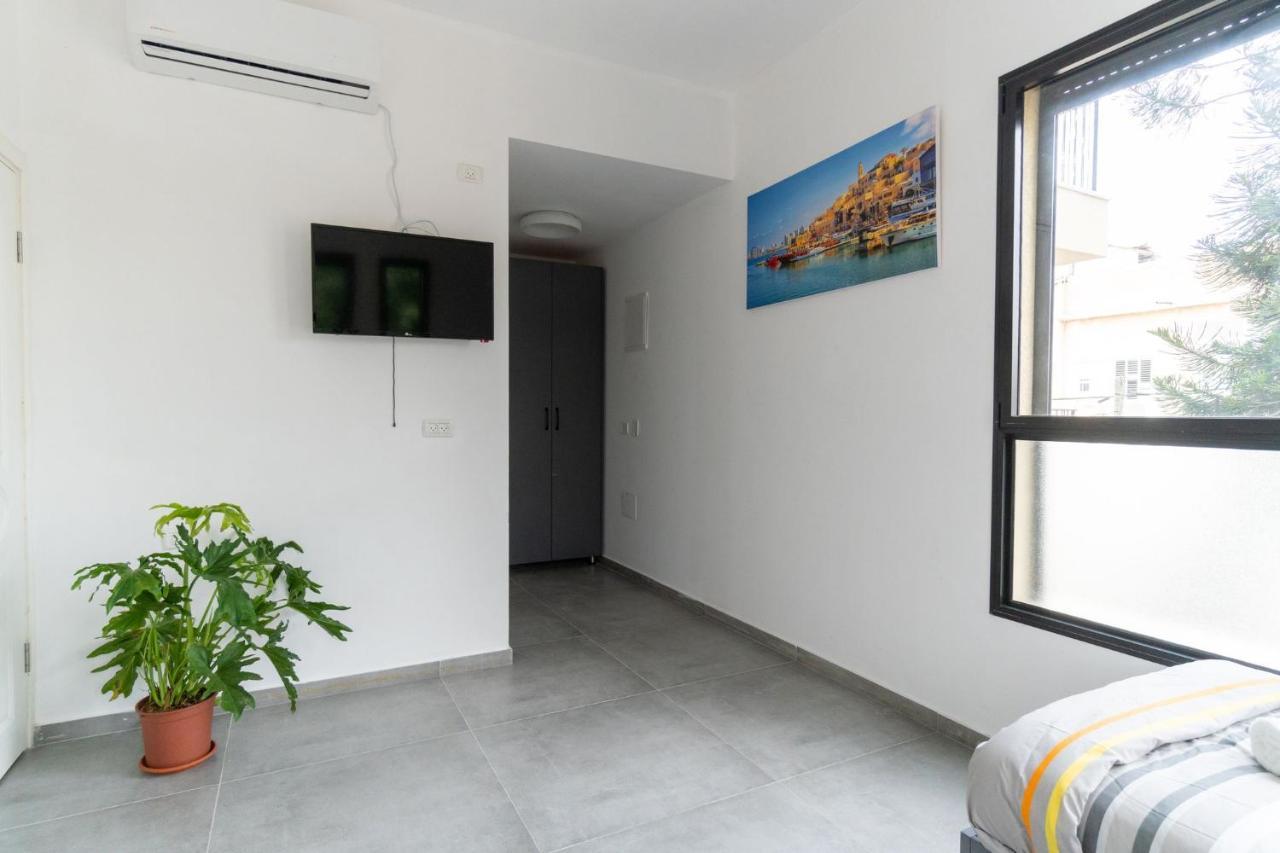 Nahal Oz 33 Aparthotel Bat Yam Exteriör bild